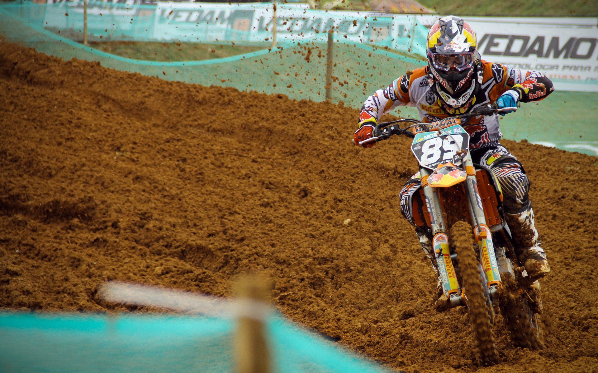 加拿大小组赛中频频获胜，奥运预选赛士气高昂